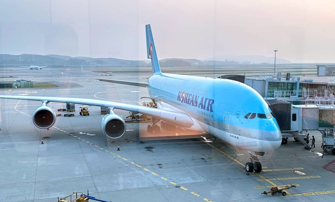 항공사 리뷰: 대한항공 인천-LA 이코노미, A380-800, 무료 마일리지 발권